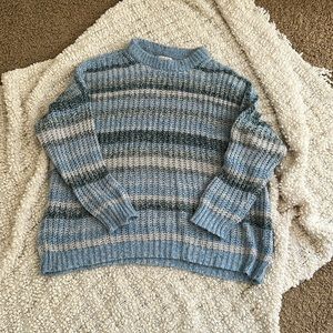 American Eagle oversized knit sweater